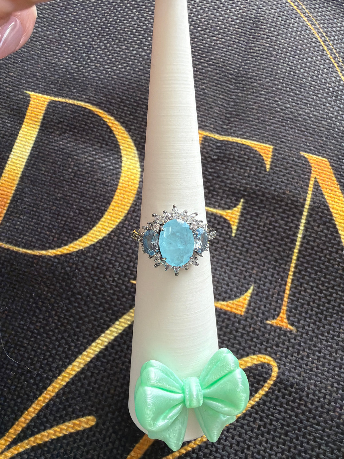 Size 8 Ring