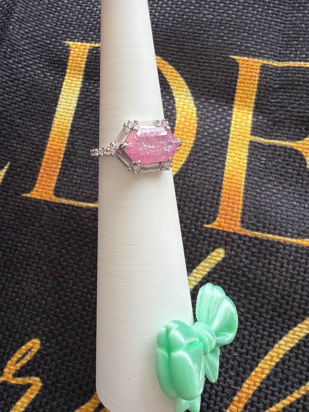 Size 6 Ring