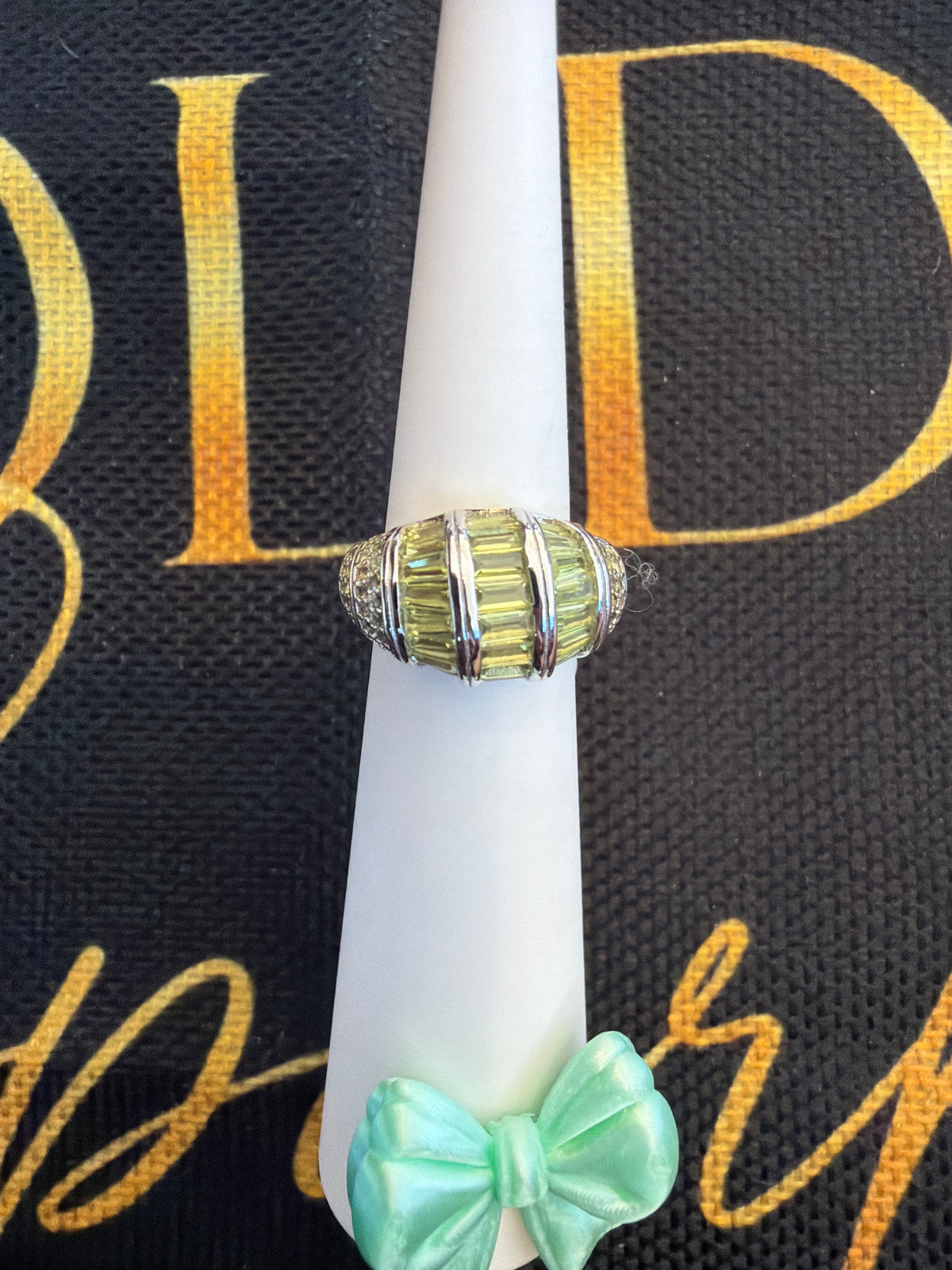Size 5 ring *unicorn*