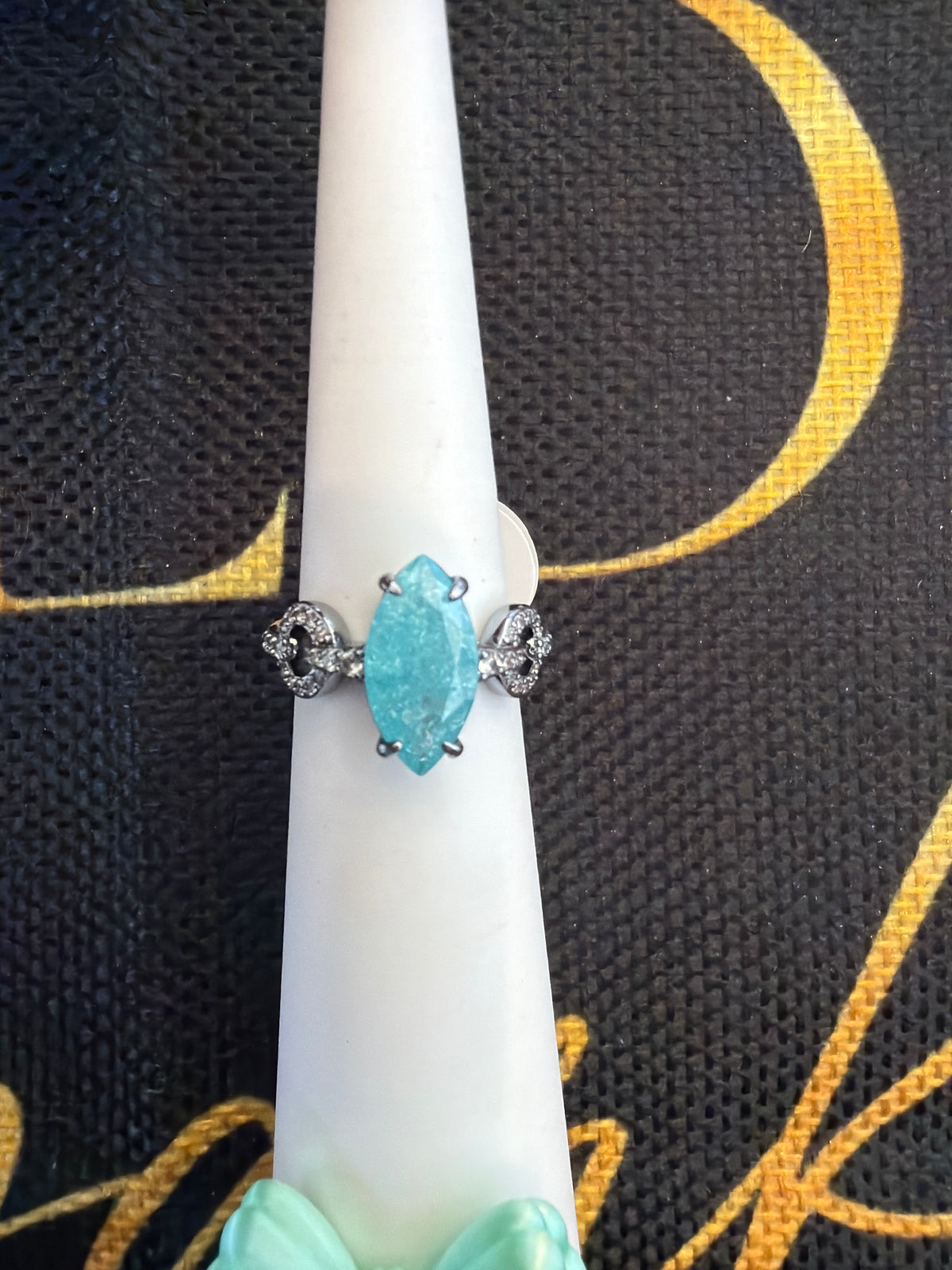 Size 6 ring