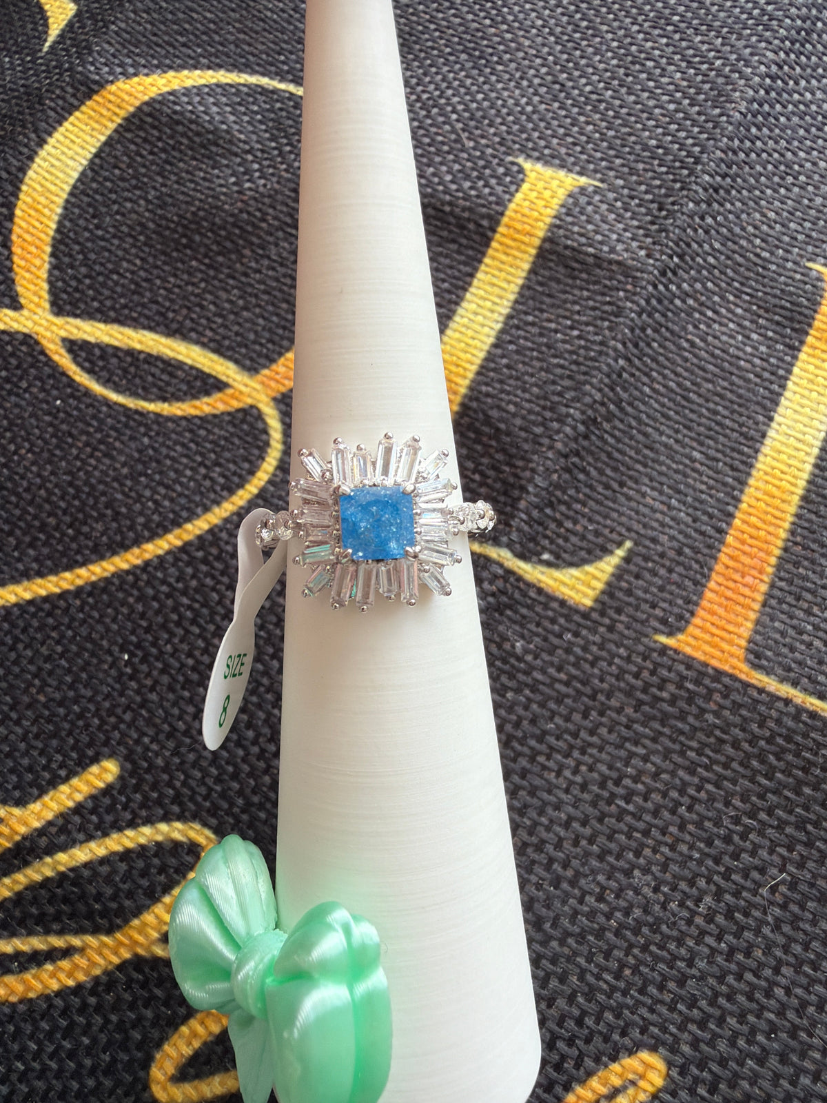 Size 8 Ring